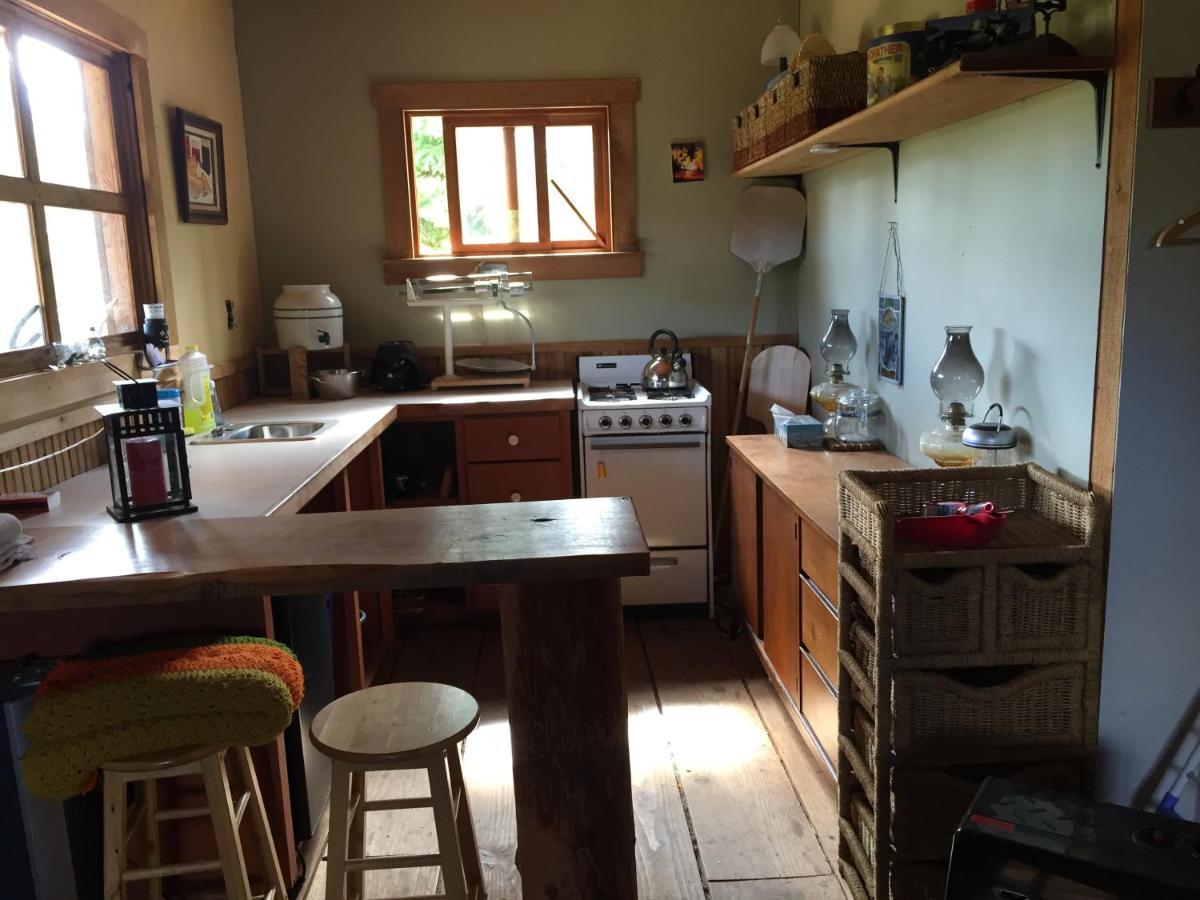 Maple Heart Ranch Villa Shawnigan Lake Ngoại thất bức ảnh